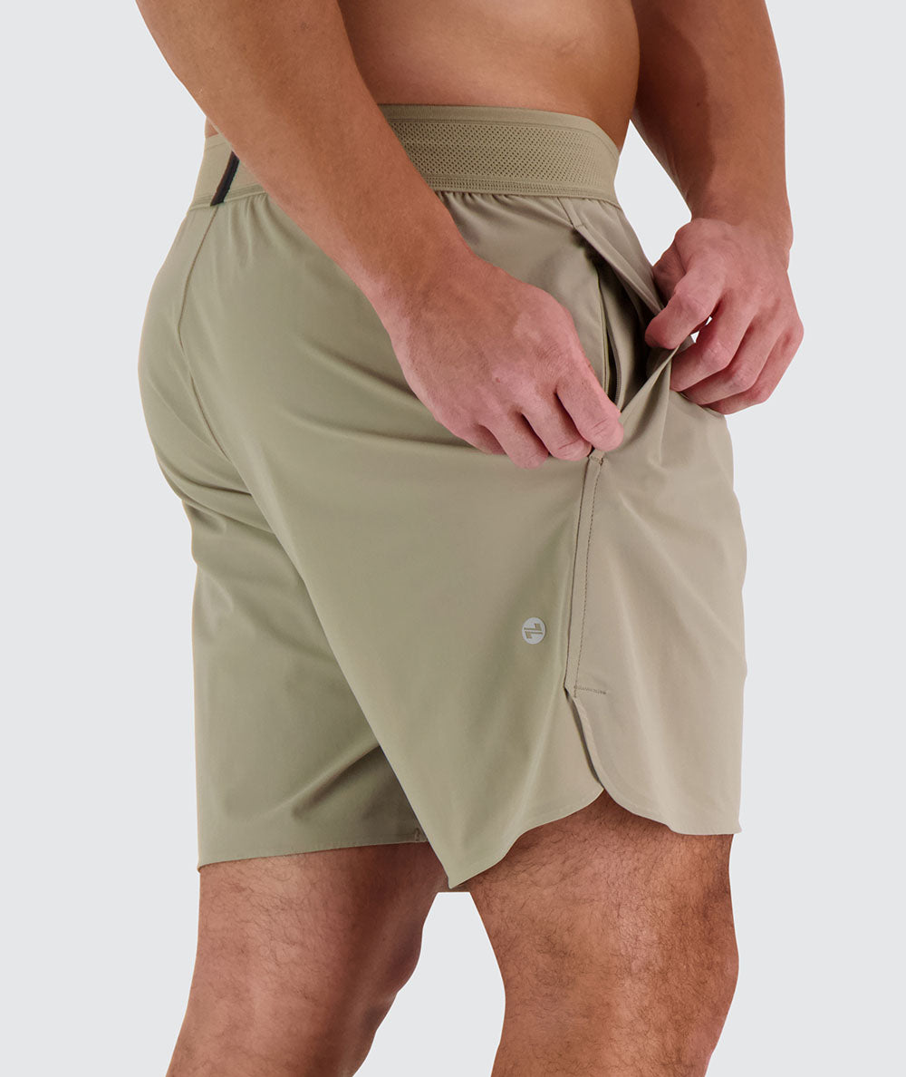 men's performance shorts#color_sand