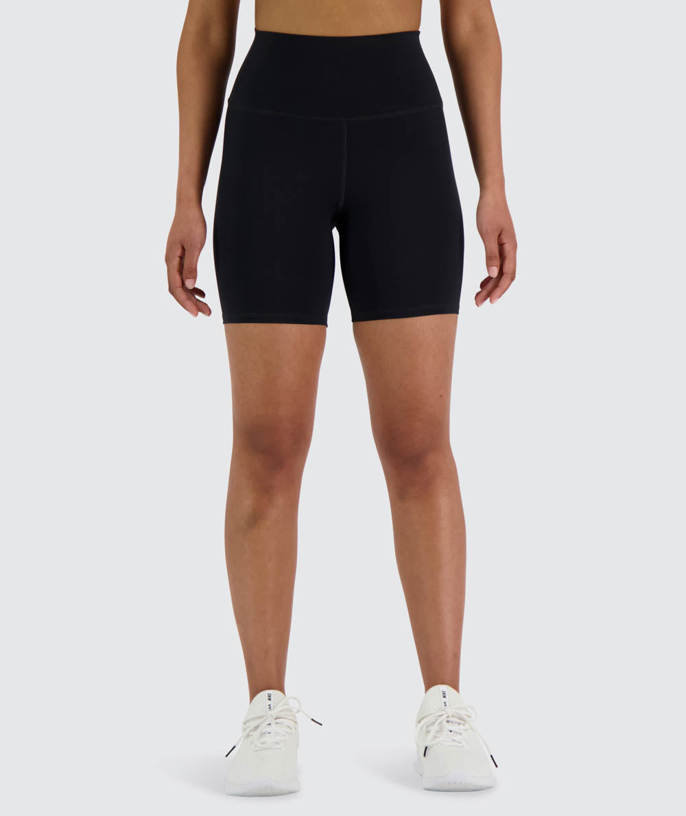 High-waisted women's shorts, Model 165 cm / size S#color_black