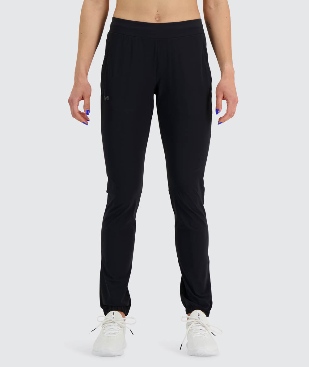 Women's Training Pants, Model 173 cm / size S#color_black